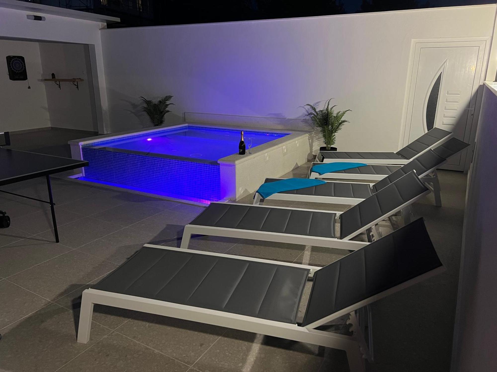 Kaštela Apartment Marinely מראה חיצוני תמונה