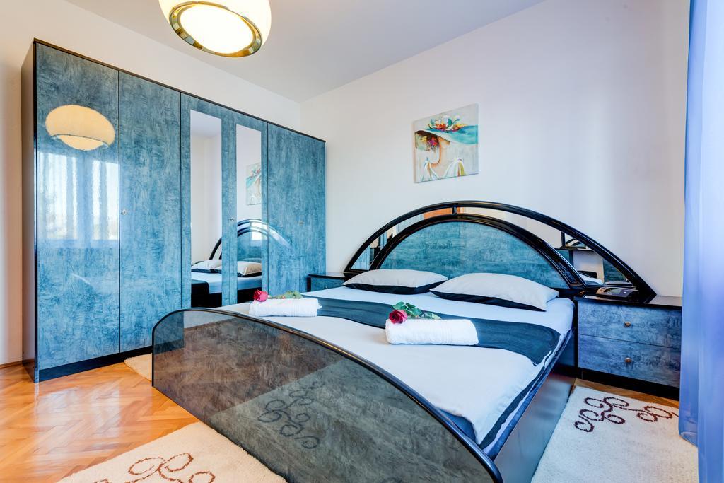 Kaštela Apartment Marinely מראה חיצוני תמונה